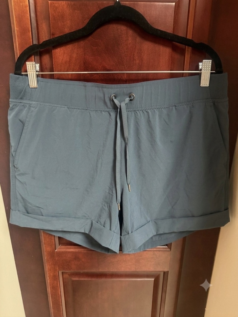 EUC Womens Champion Dri-Fit Athletic shorts in slate blue with drawstring XXL